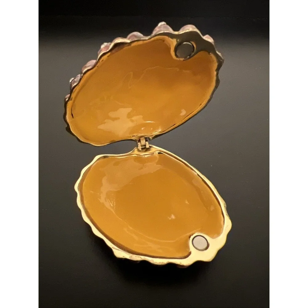 N/A enamel clam